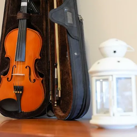 Konukevi Music House Porto