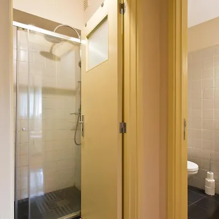 Music House Konukevi Porto